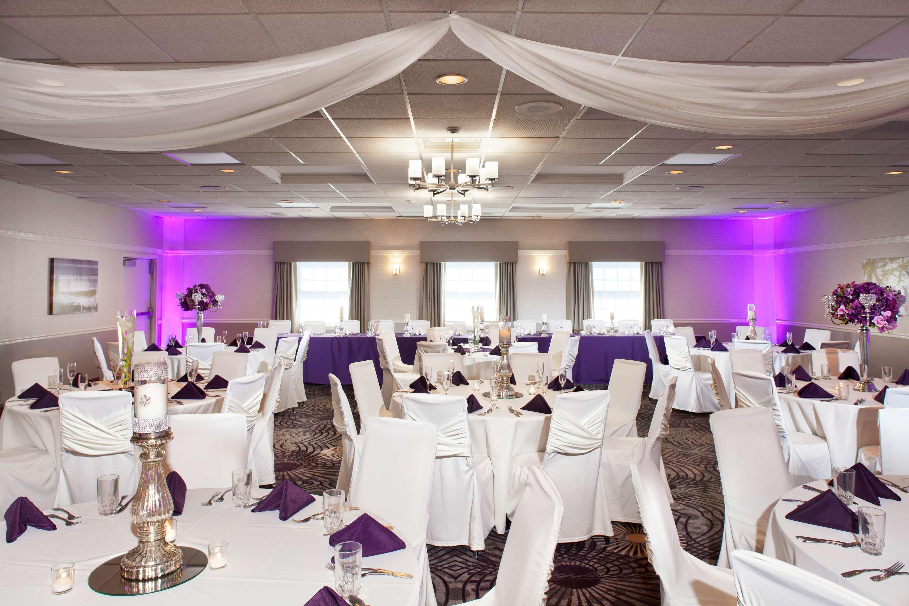 Best Western Plus Steeplegate Inn Davenport Exterior foto