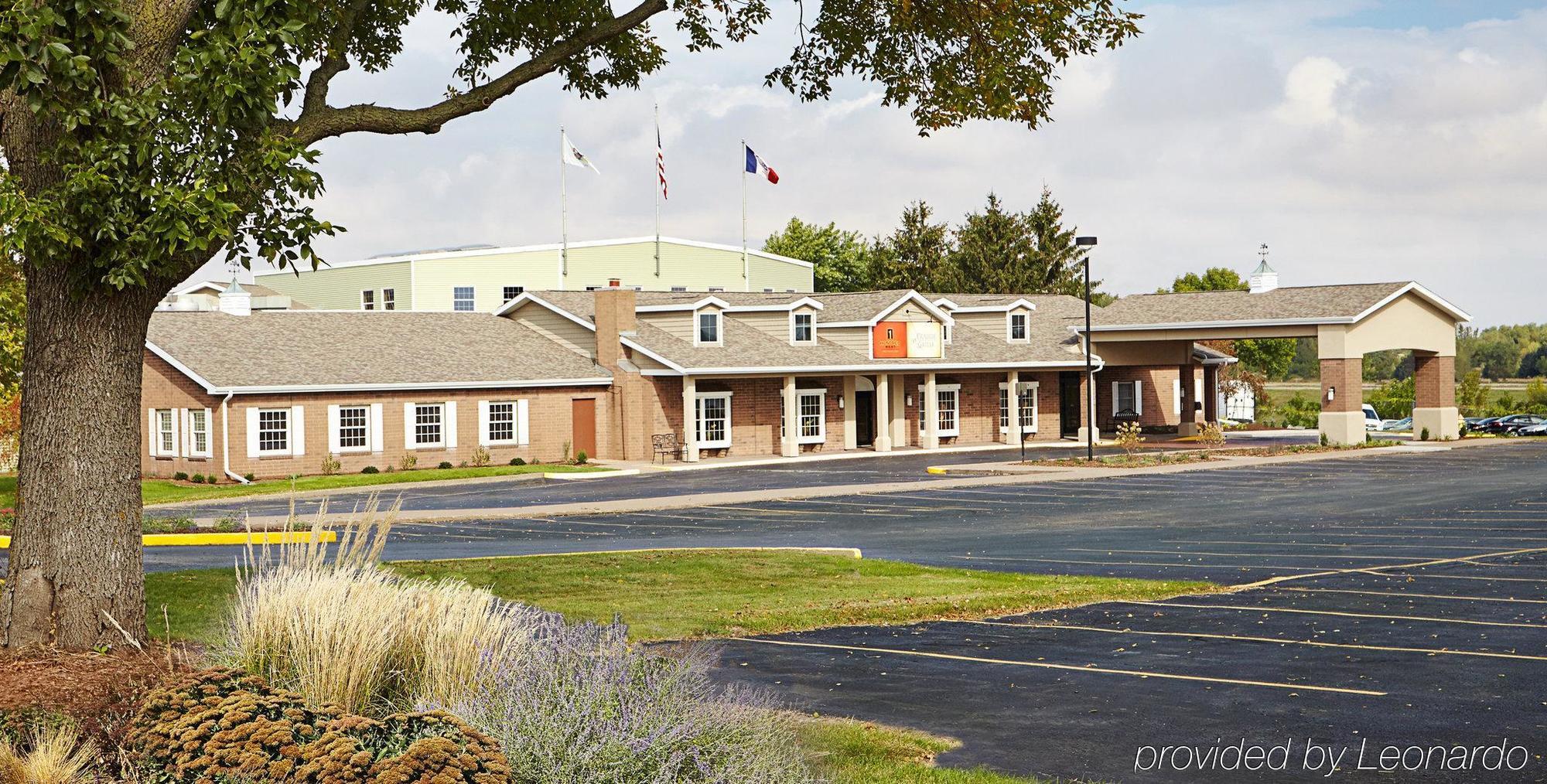 Best Western Plus Steeplegate Inn Davenport Exterior foto
